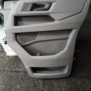 GUARNECIDO PUERTA DELANTERA DERECHA VOLKSWAGEN CRAFTER CAMION SZ 2016