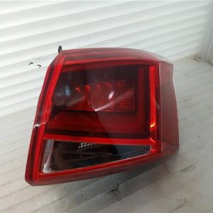 PILOTO TRASERO DERECHO SEAT ARONA KJ 2017