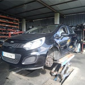 KIA RIO YB