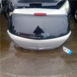 PORTON TRASERO OPEL ASTRA H BERLINA 2004