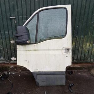 PUERTA DELANTERA IZQUIERDA IVECO DAILY CAMION 2006