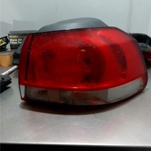 PILOTO TRASERO DERECHO VOLKSWAGEN GOLF VI 5K1 2008