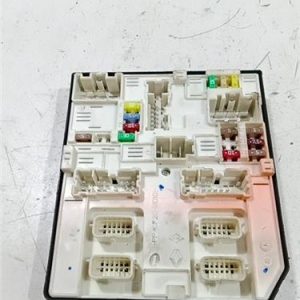 CAJA DE FUSIBLES RENAULT MASTER III CAJA CERRADA 2010