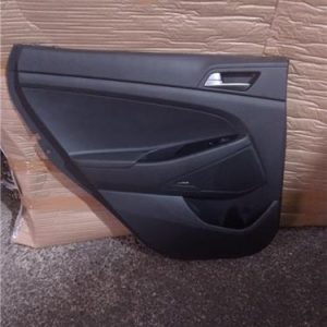 GUARNECIDO PUERTA TRASERA IZQUIERDA HYUNDAI TUCSON TL 2014