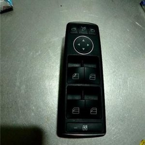 INTERRUPTOR PUERTA DELANTERA IZQUIERDA MERCEDES CLASE C BM 204 BERLINA 2011