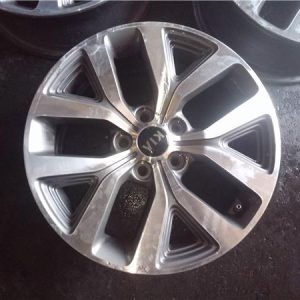 LLANTA KIA SPORTAGE QL 2016