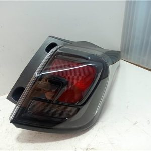 PILOTO TRASERO DERECHO OPEL CROSSLAND X 2017