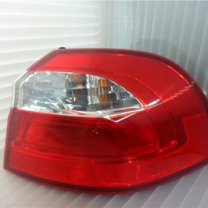 PILOTO TRASERO DERECHO KIA RIO UB 2011